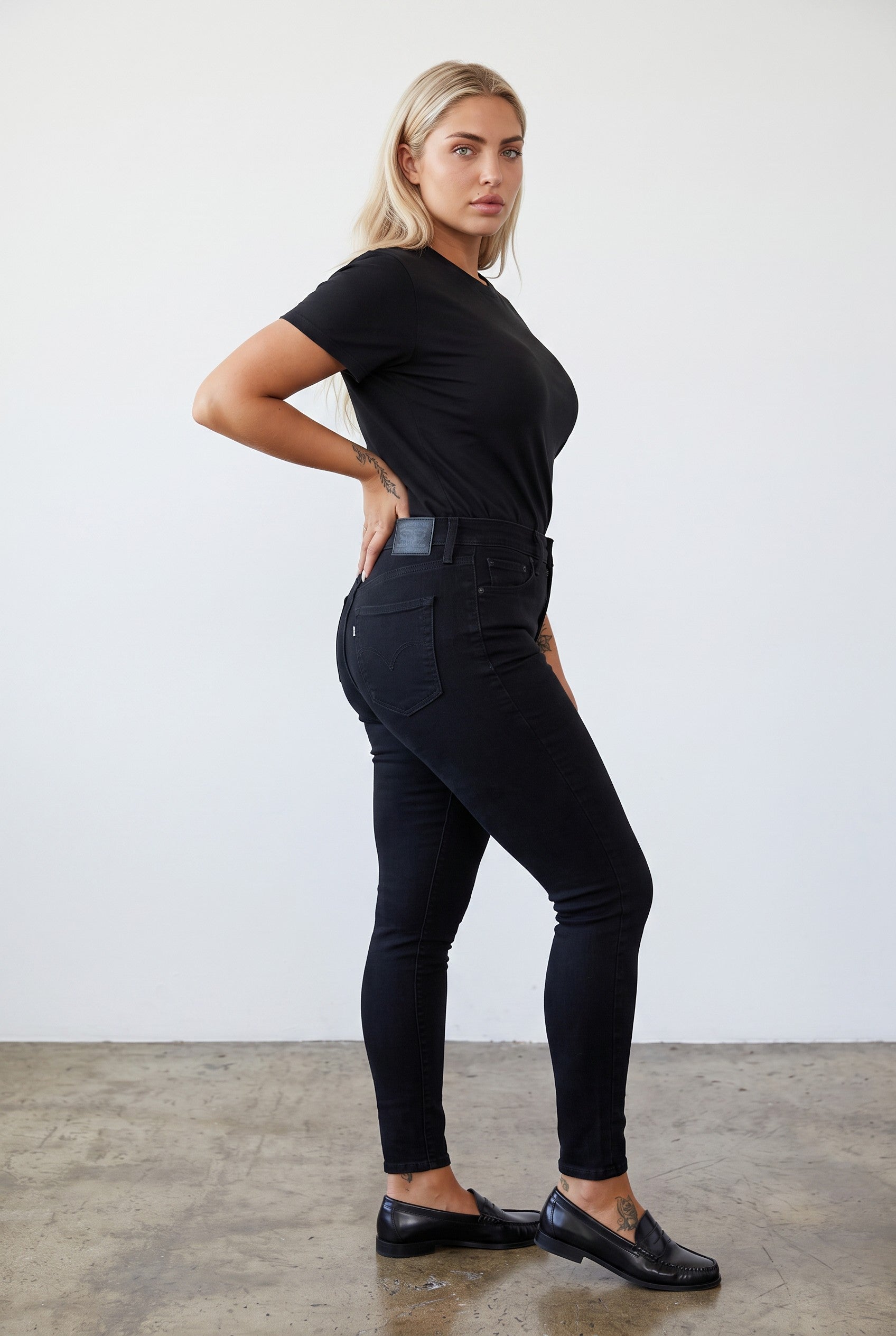 Levi's 720 High-Rise Super Skinny Jeans – Black Squared