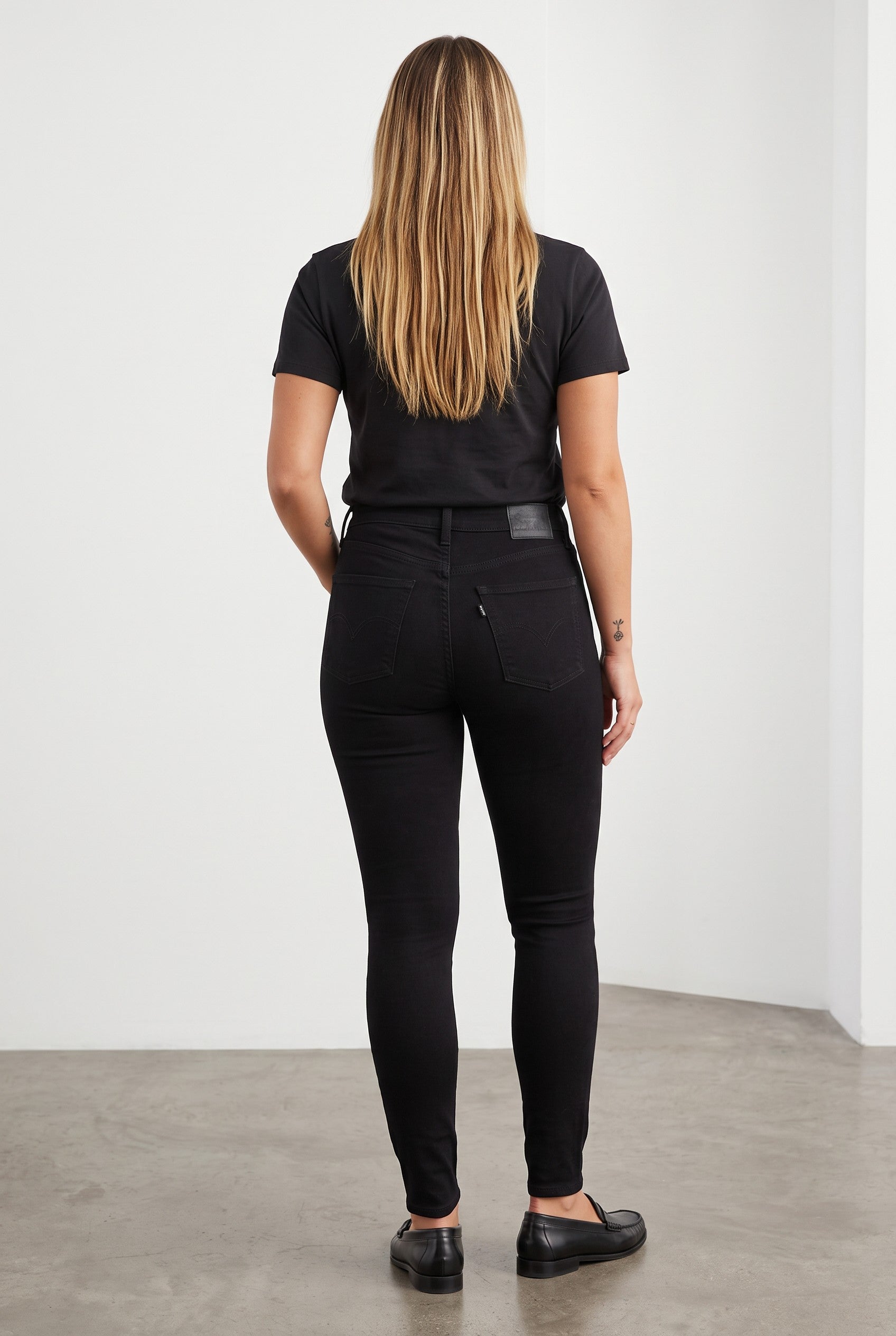 Levi's 720 High-Rise Super Skinny Jeans – Black Squared