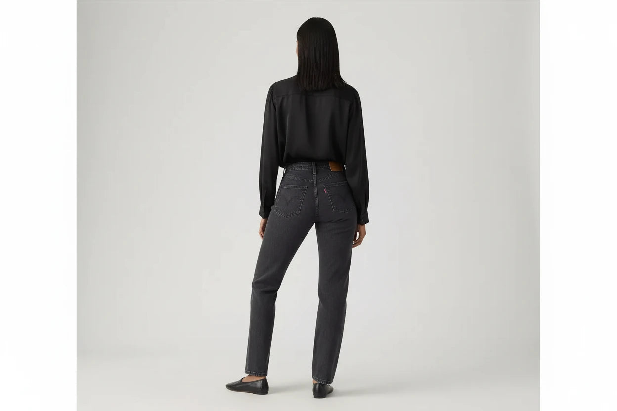 Levi’s 501 Black Curve