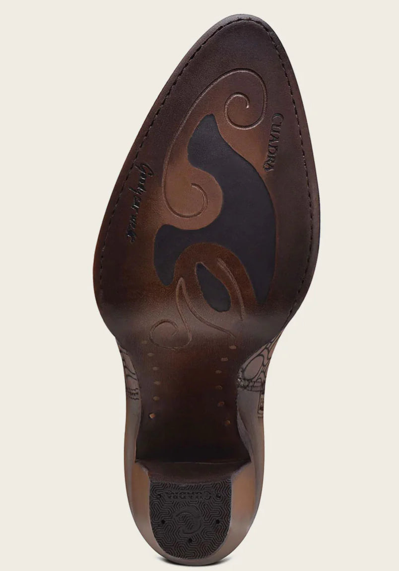 LD MAPLE LASER & CRYSTALS & STUDS ROUND TOE - Vella Moda