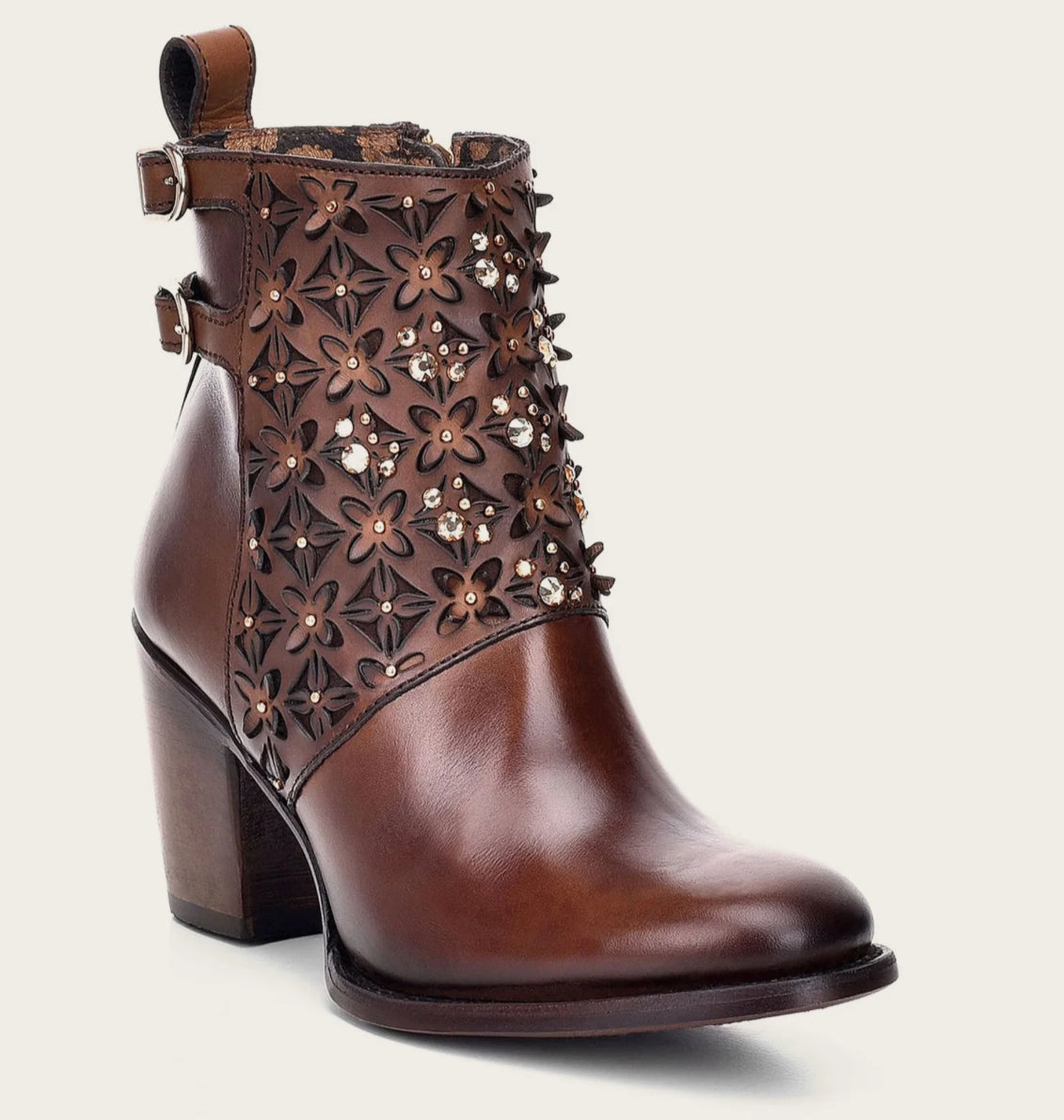 LD LASER & CRYSTAL ROUND TOE - Vella Moda