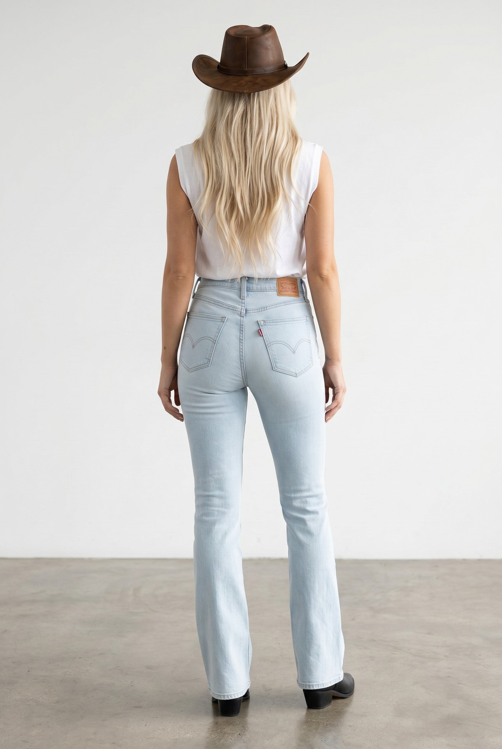 Levi’s 726 High Rise Flare Jeans – Light Wash Slim Fit Bootcut Denim