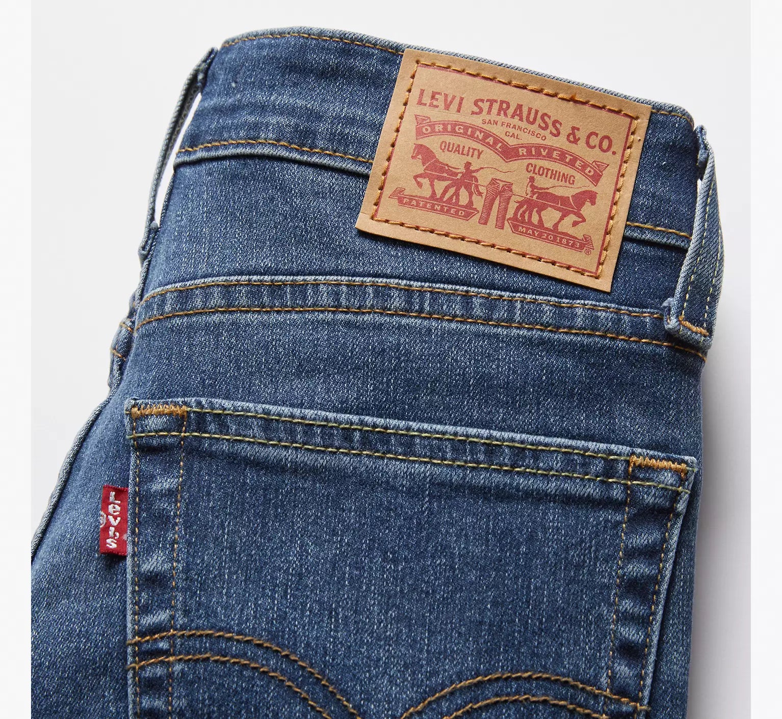 Levi's 725 High-Rise Boot Cut Did It Matter - Dark Wash - Vella Moda