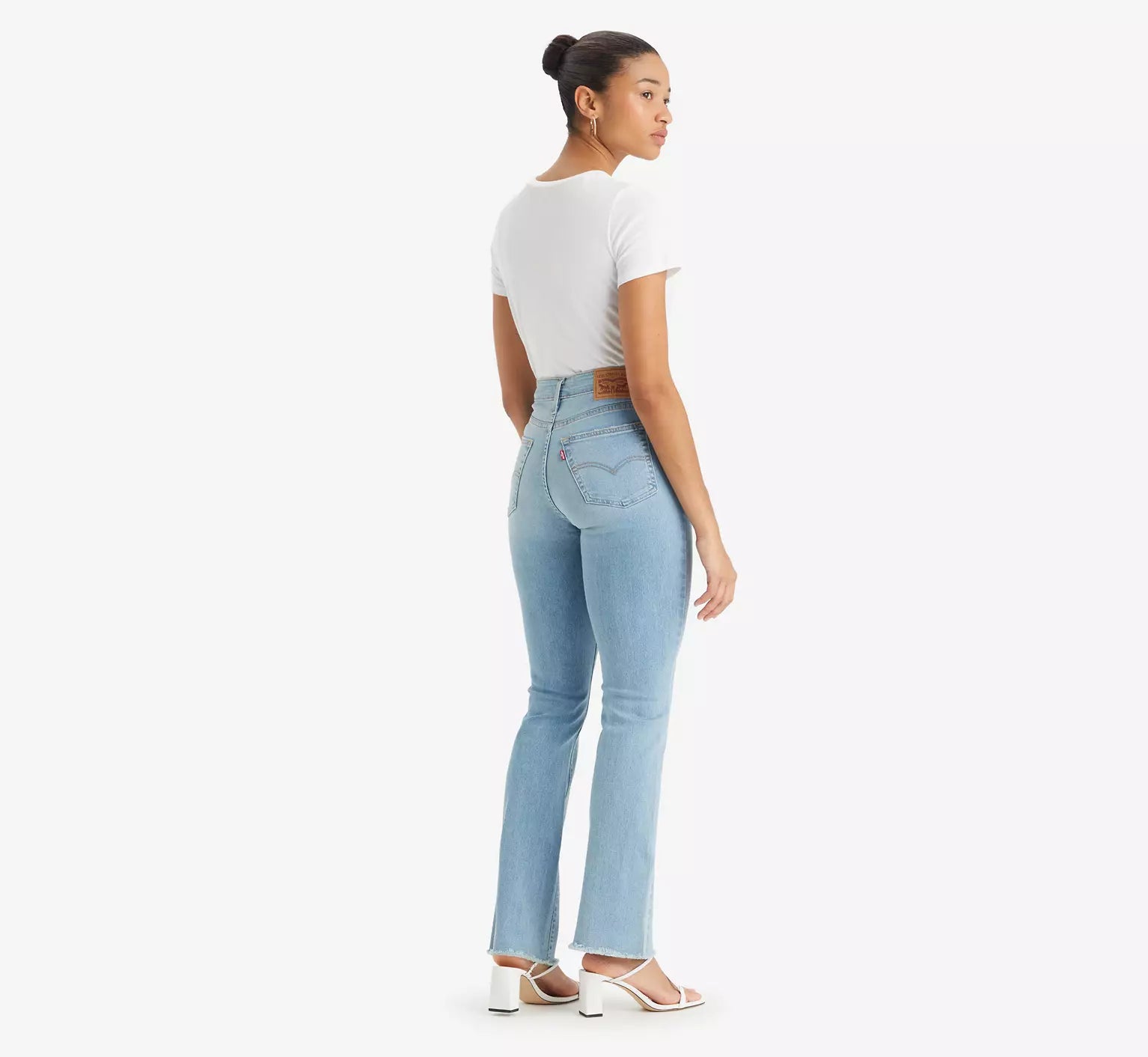 Levi's 725 High-Rise Boot Cut Just Landed - Light Wash - Vella Moda