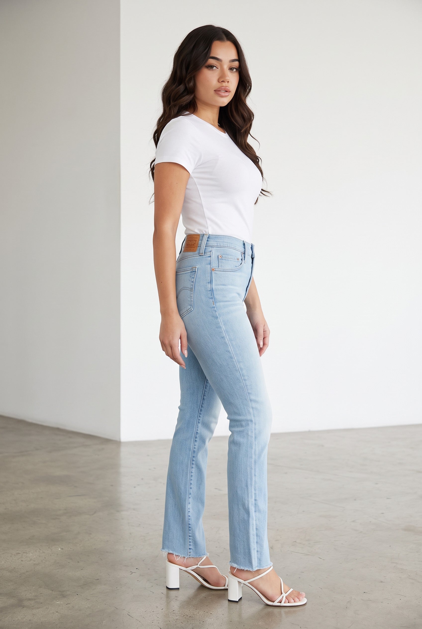Levi's 725 High-Rise Bootcut Jeans – Just Landed Light Wash
