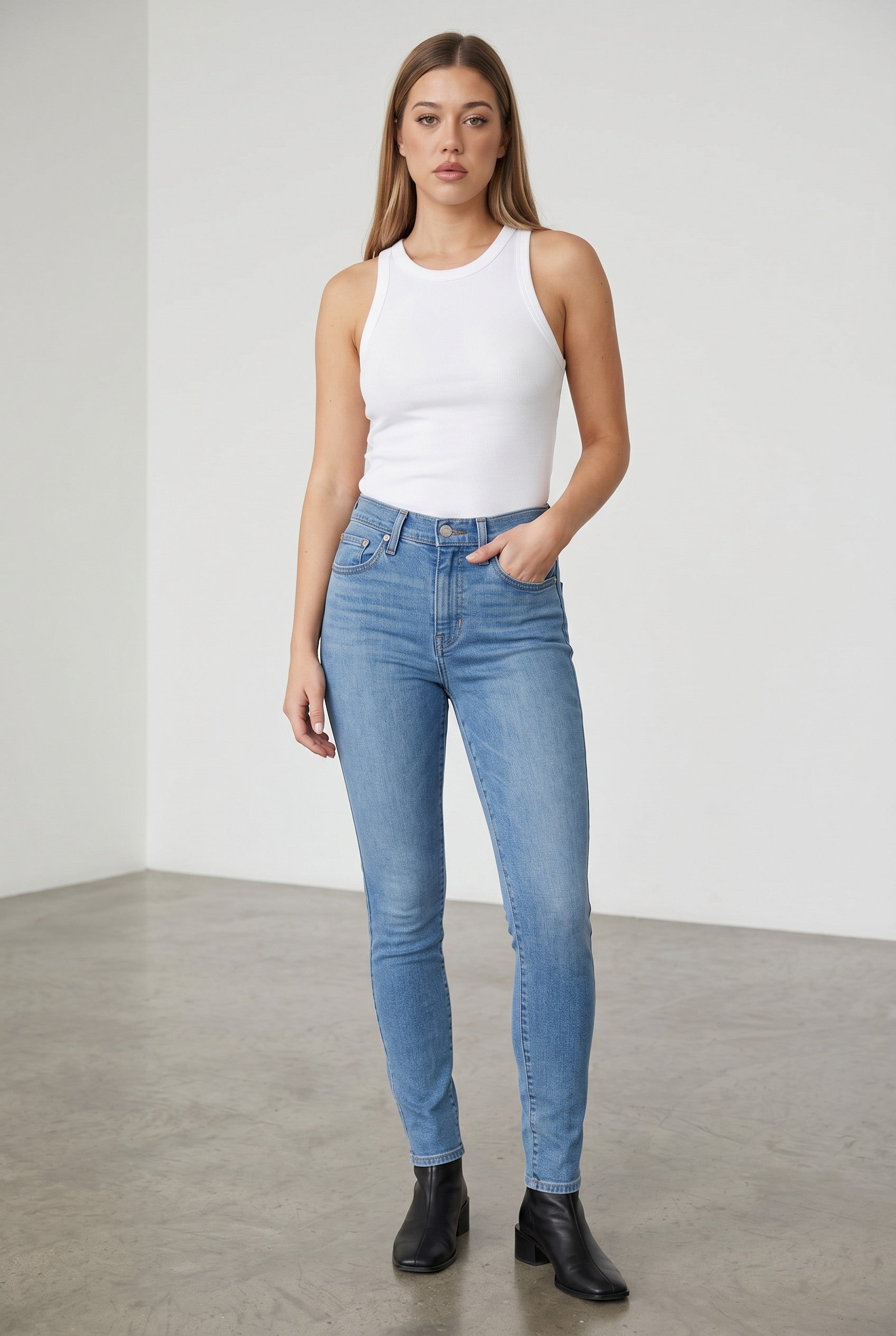 Levi's 721 High-Rise Skinny Jeans – Lapis Air (Light Wash)