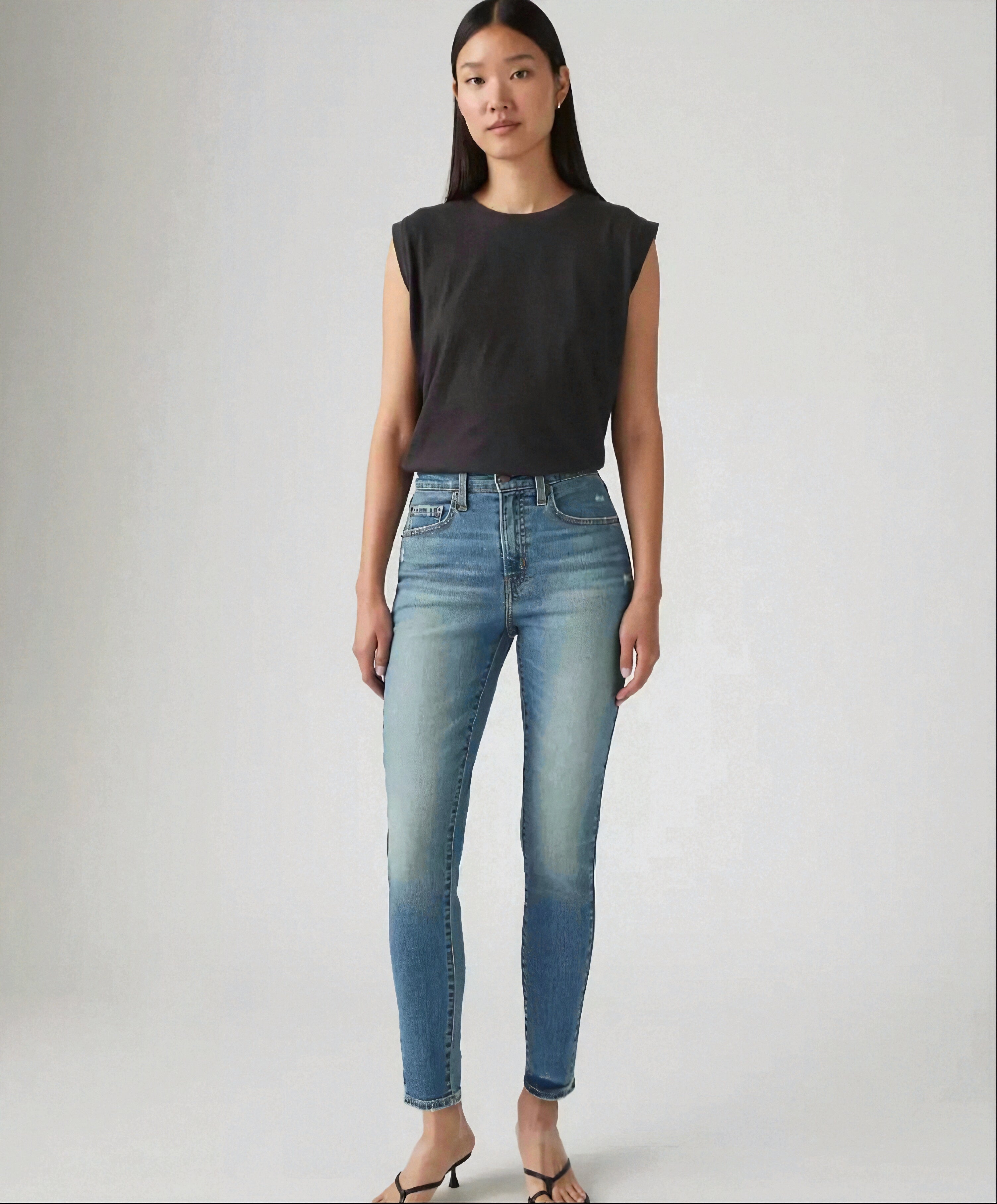 Levi's 721 High-Rise Skinny Jeans – Cave Wall Medium Wash