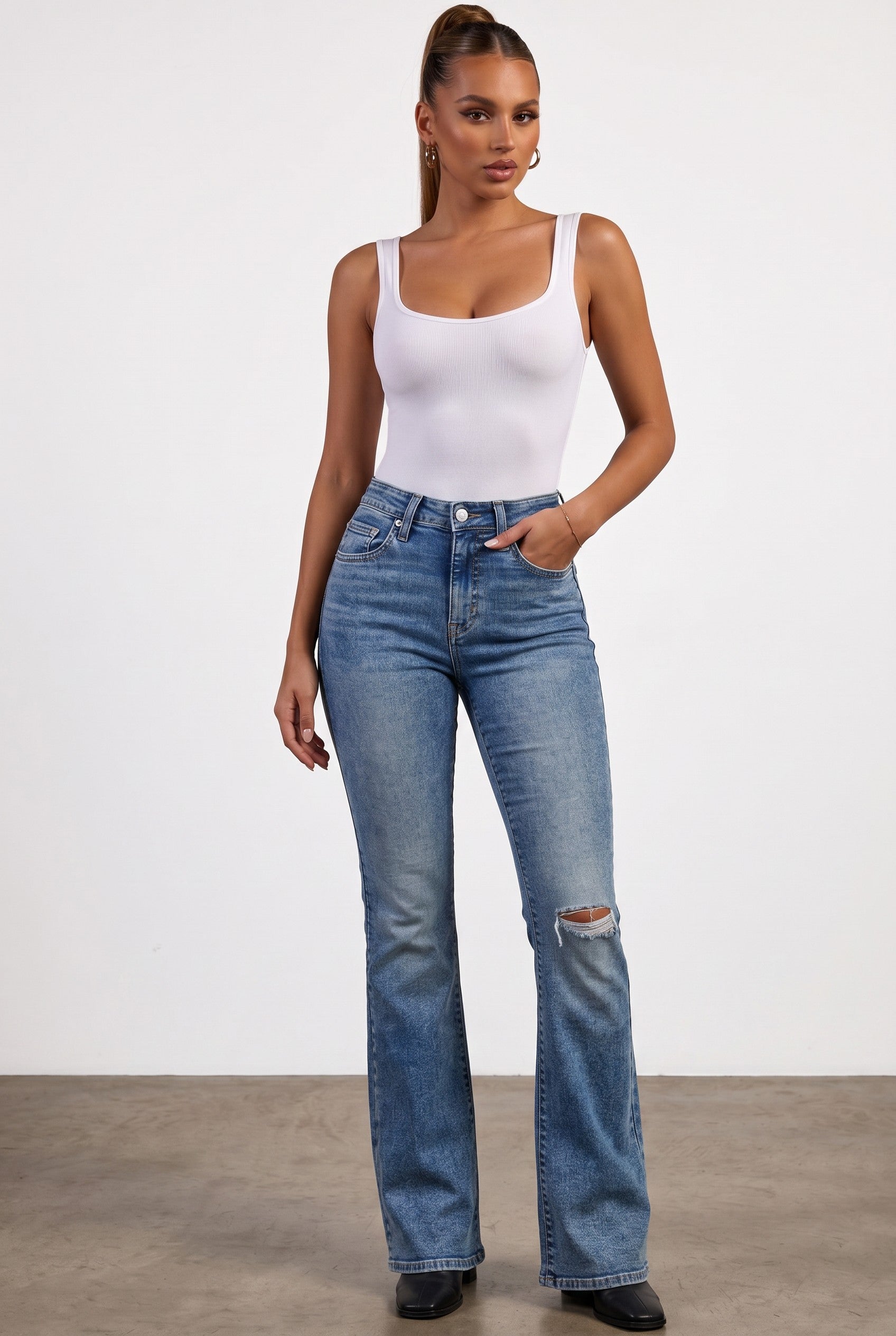 Levi’s 726 High Rise Flare Jeans – Classic Blue Slim Fit Denim