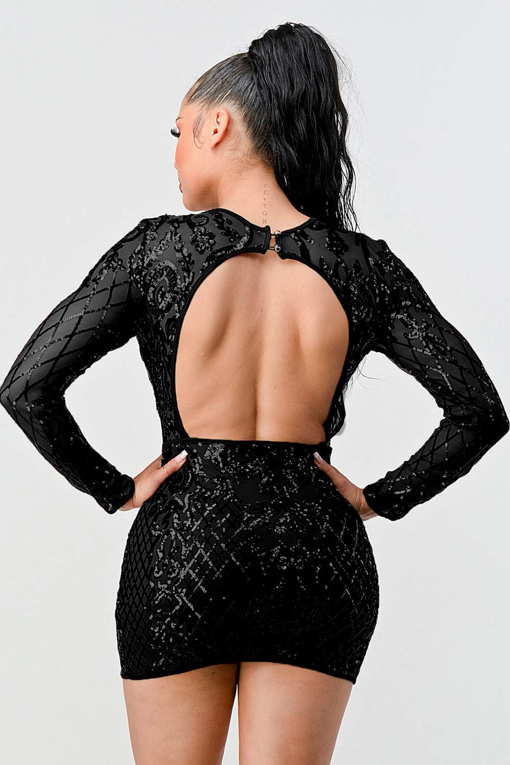 LUX GEO FLORAL SEQUINS BODYCON MINI DRESS - Vella Moda