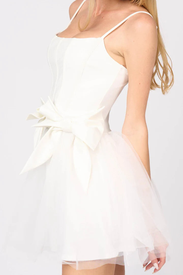 ROMANTIC BOWS DETAIL PLEATED TULLE MINI DRESS - Vella Moda