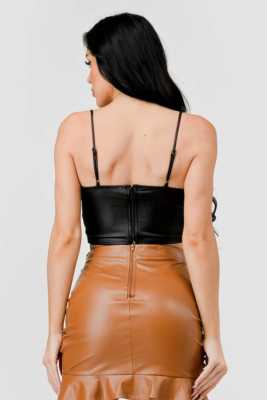Privy Luxe Rhinestones Coating sweetheart sleeveless bustier top with fitted design and sparkling embellishments.