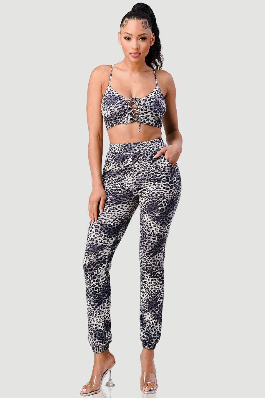 SEXY ANIMAL PRINT FRONT DRAWSTRING LACE-UP CROPPED TOP AND JOGGER PANTS SET - Vella Moda