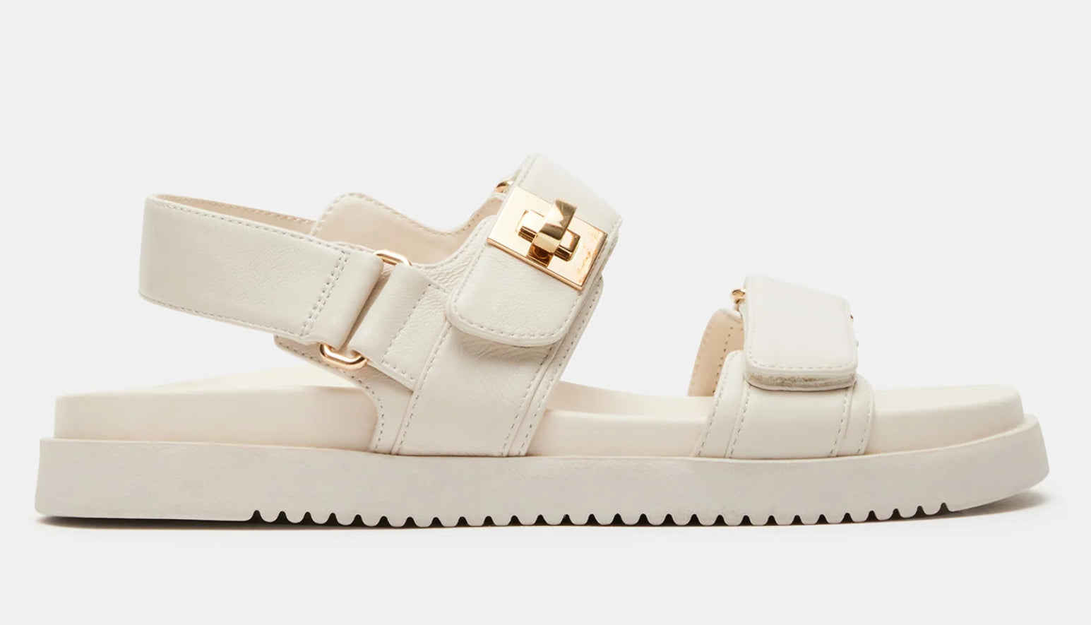 Steve Madden Mona leather sandals featuring strappy design and open-toe style, perfect for warm weather casual wear.