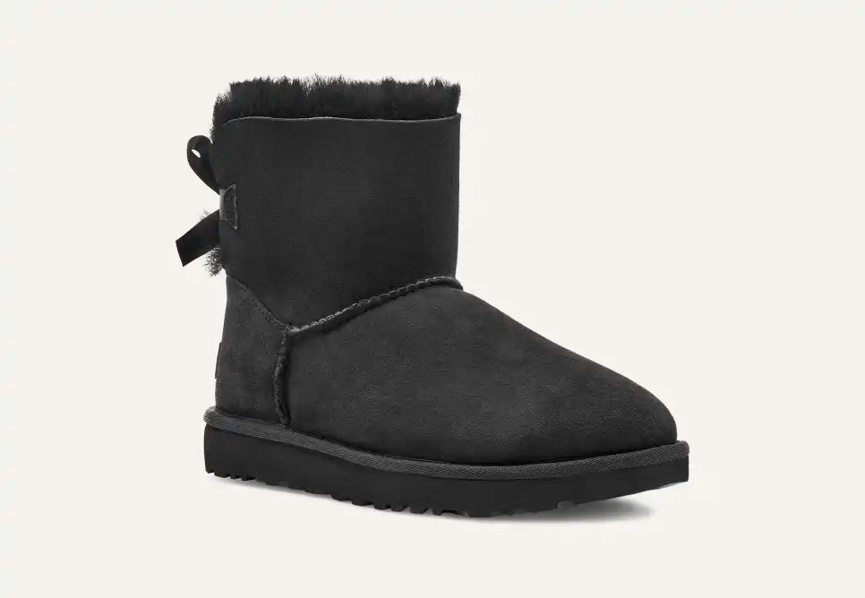 UGG Women's Mini Bailey Bow II Boot - Chestnut