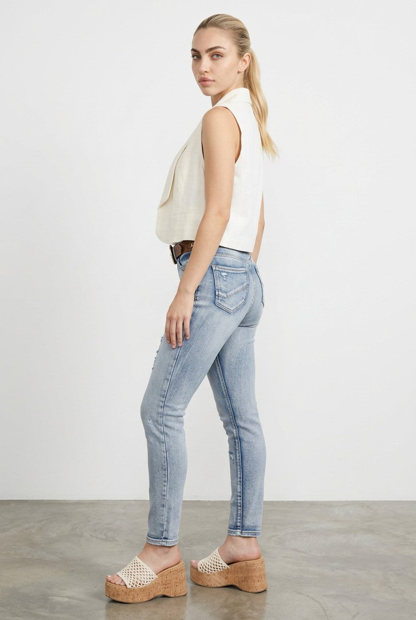 Curve-Sculpt High-Rise Ankle Skinny Jeans – Light Wash
