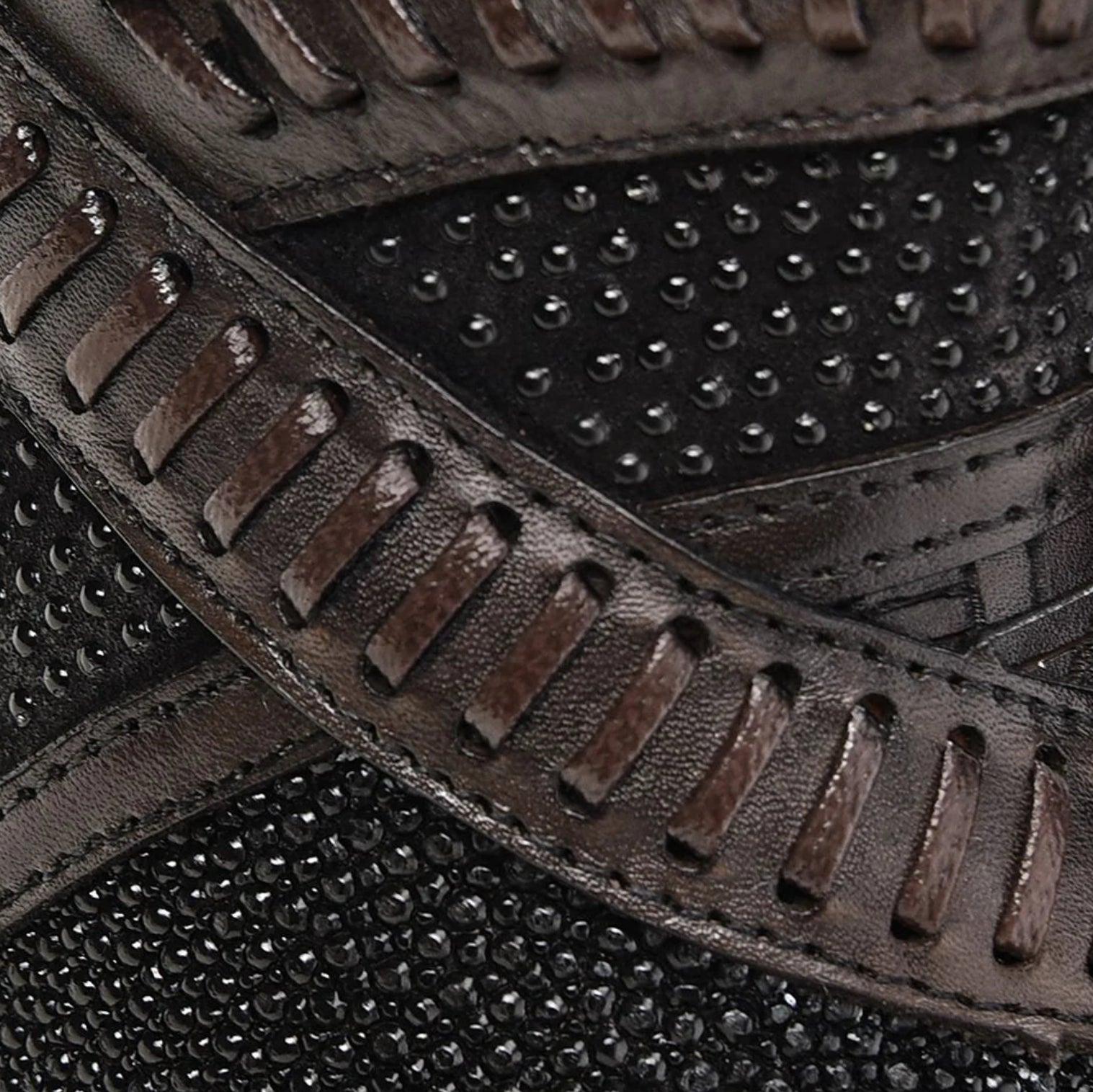 LD Black Stingray Laser & Woven & Zipper Round Toe - Vella Moda