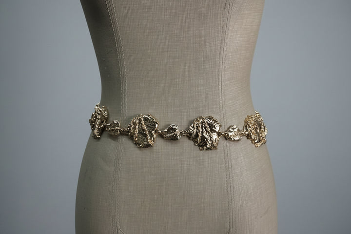 Heart Shaped Links Wrapped Belt Chain
