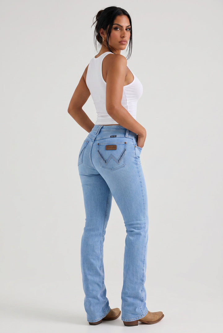 Wrangler Retro Mae Mid-Rise Bootcut Jeans – Light Wash