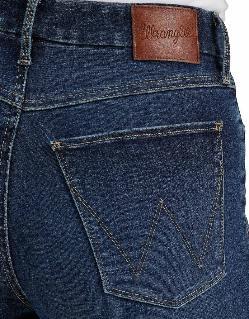 Wrangler High-Rise Slim Bootcut Jeans – Medium Wash