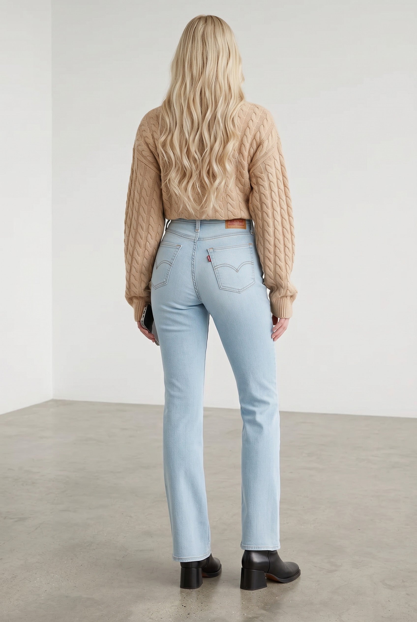 Levi's 725 High-Rise Bootcut Jeans – Women's