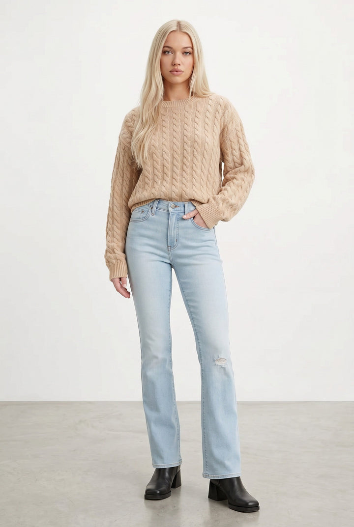 Levi's 725 High-Rise Bootcut Jeans – Light Wash
