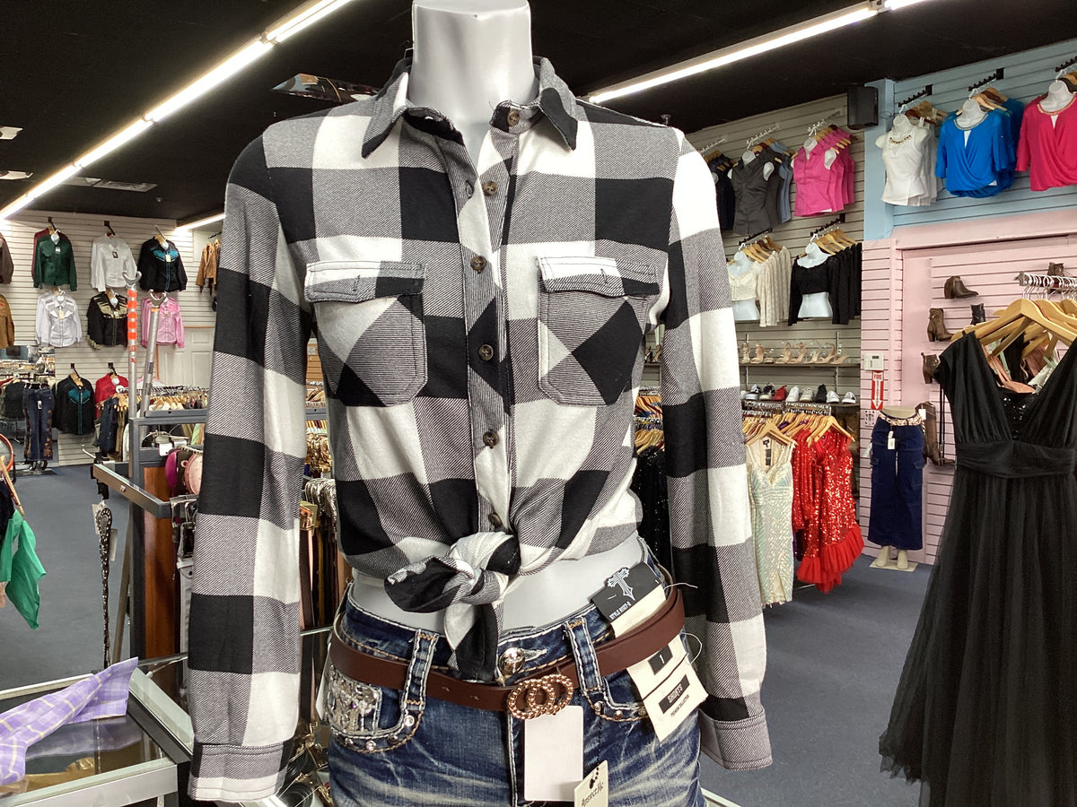Checkered color shirts