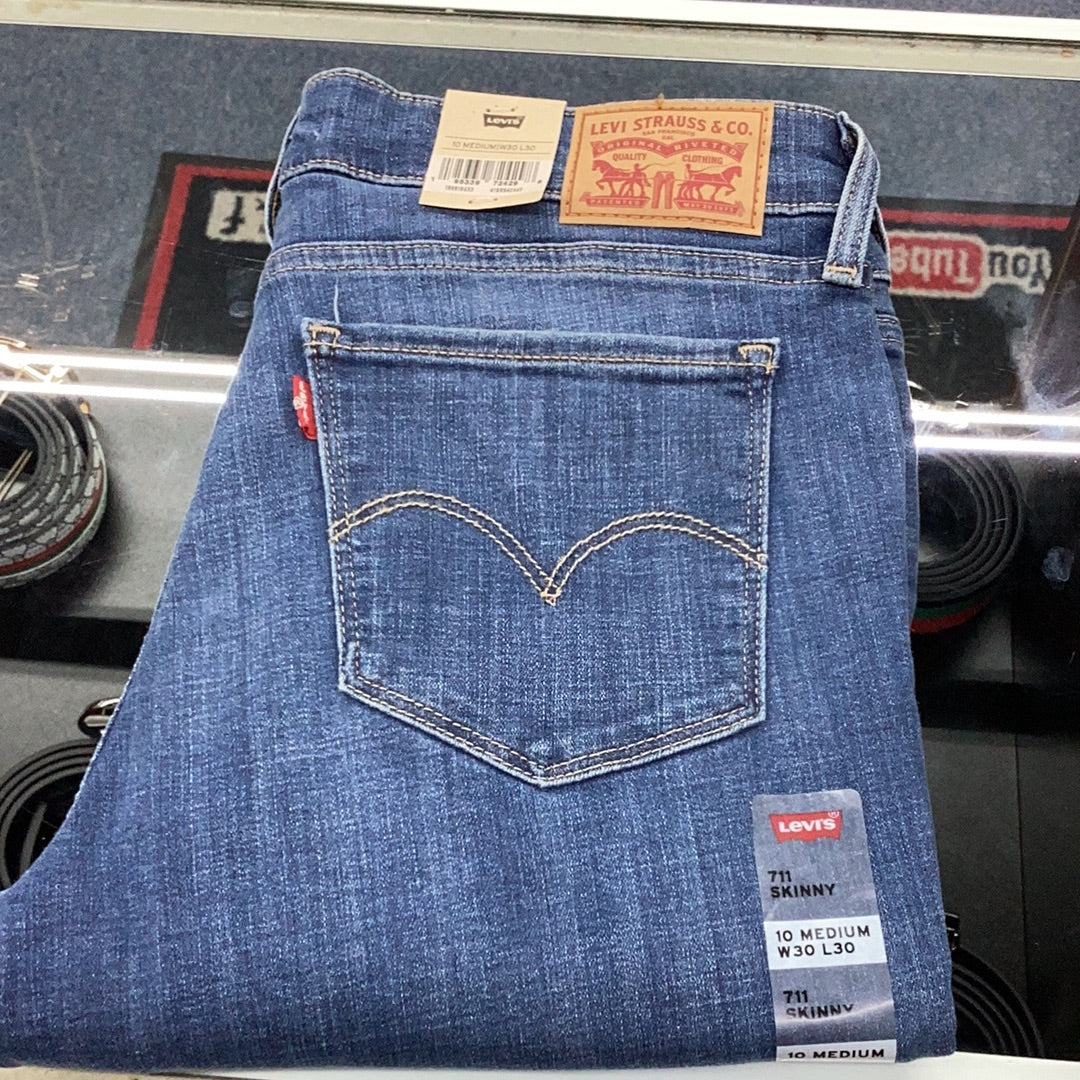 Levi's 711 Skinny Mid Rise Jeans - Vella Moda