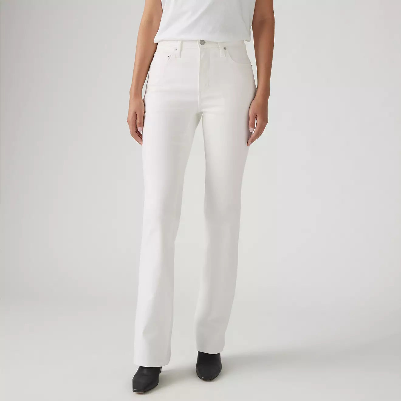 Levi’s 725 White High-Rise Bootcut