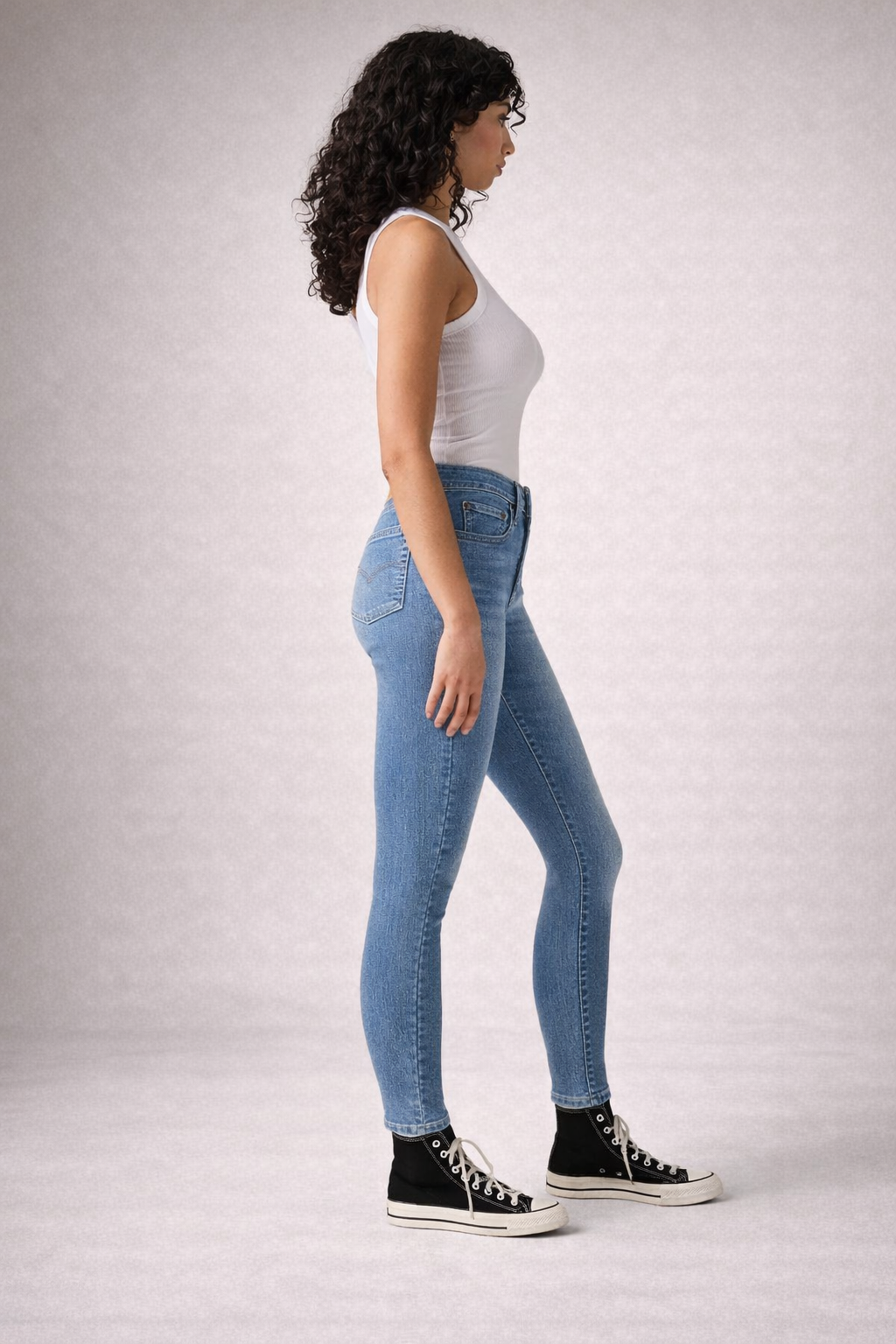 Levi’s 711 Skinny Mid Rise Jeans – Classic Indigo Blue Wash