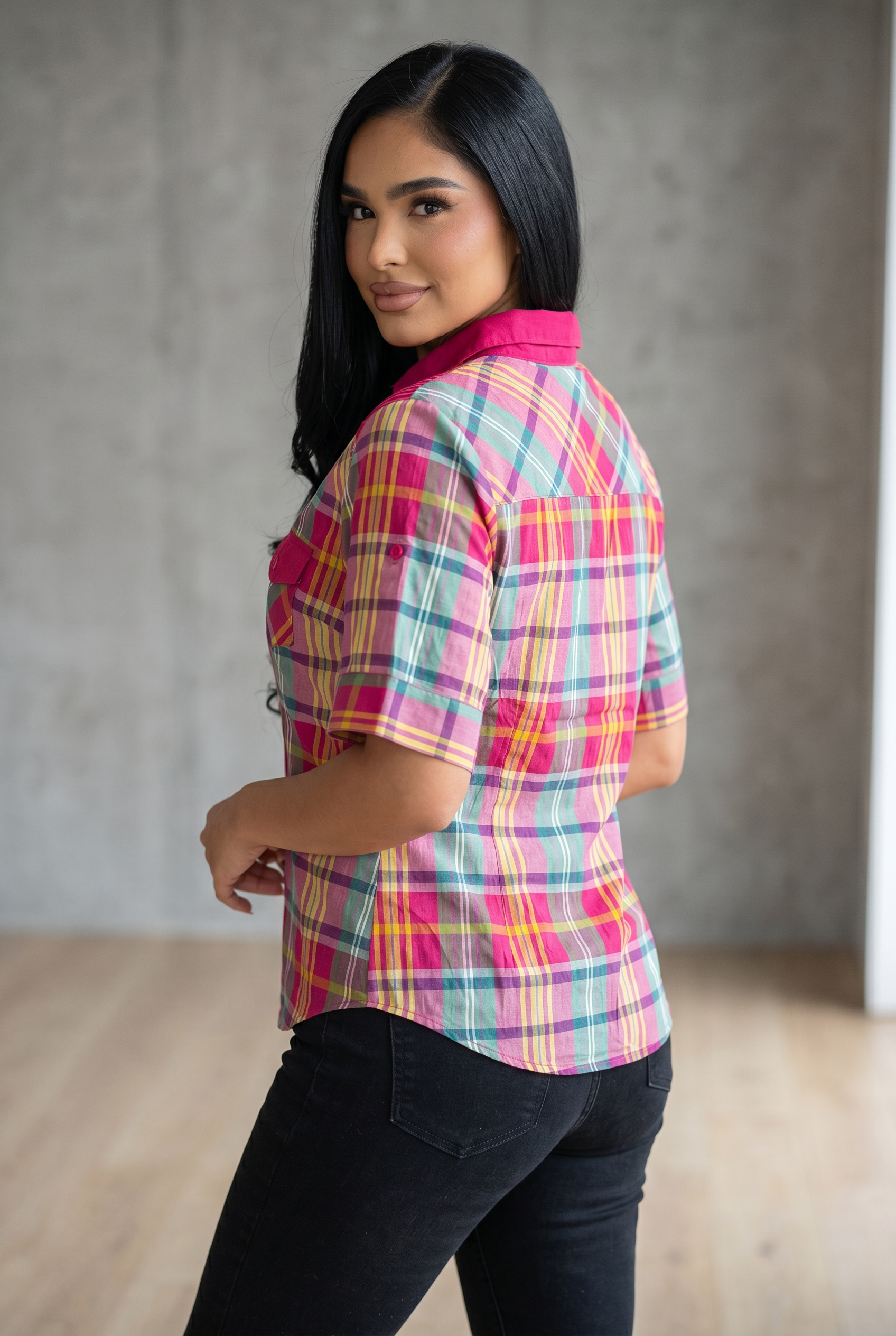 The Valencia Plaid Shirt – Fitted Short Sleeve