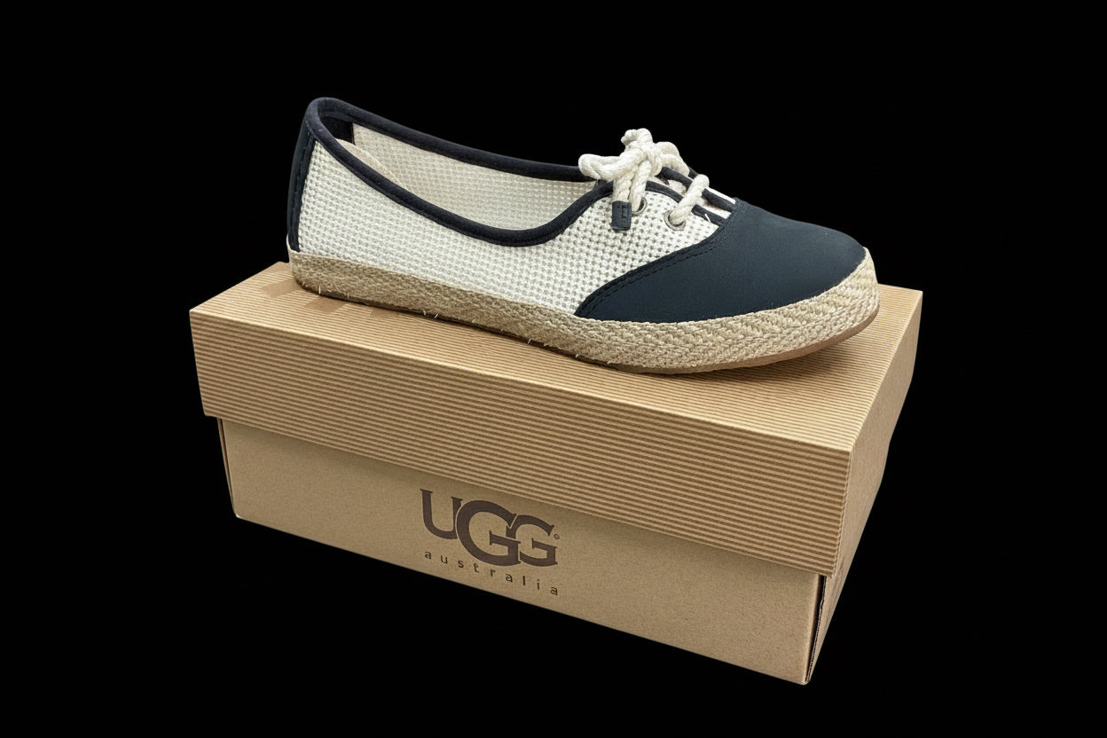 UGG Catrin Crochet W/Black