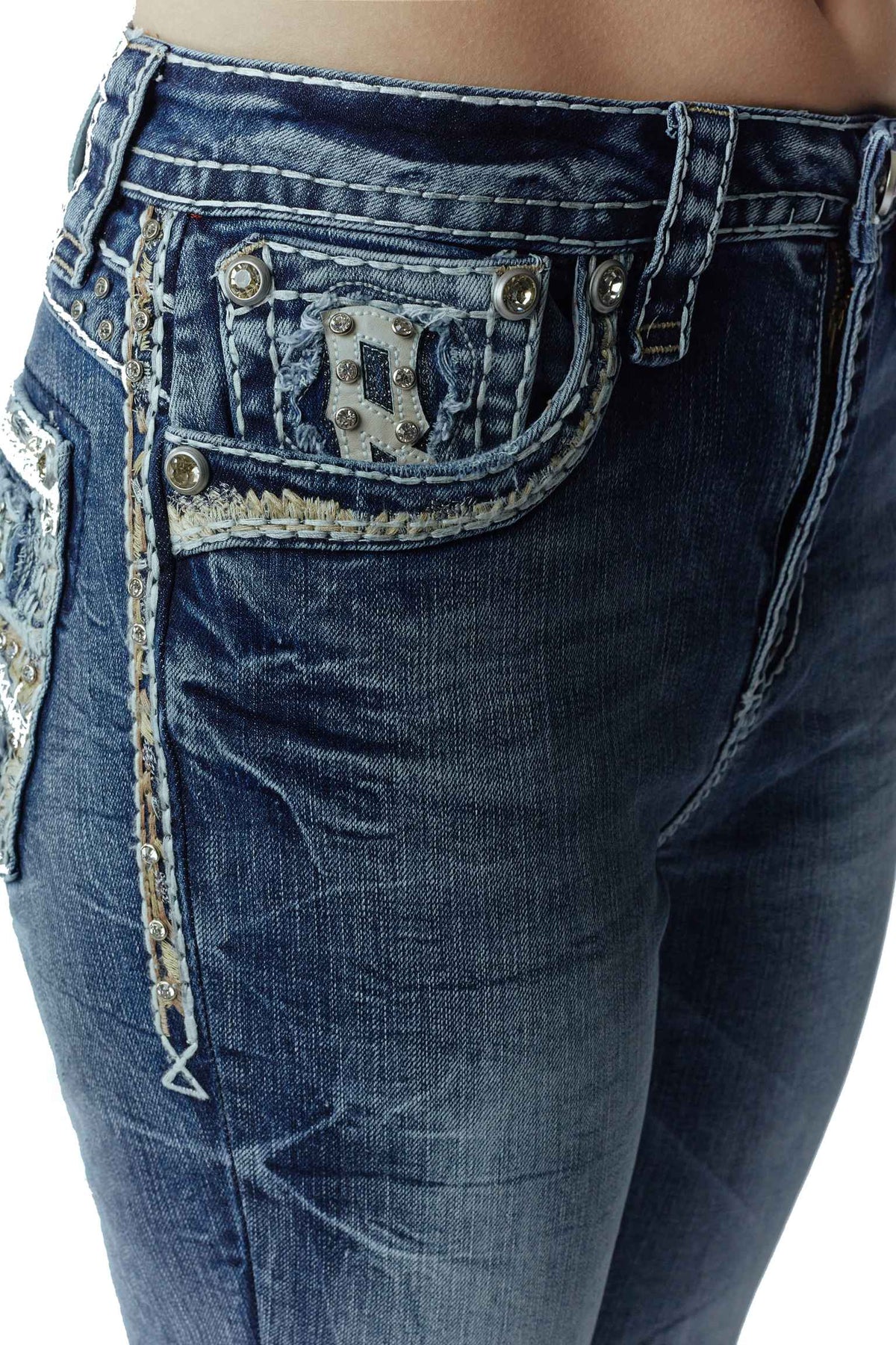 Front pocket and rhinestone detail on Rock In LA RA9323 medium-wash jeans