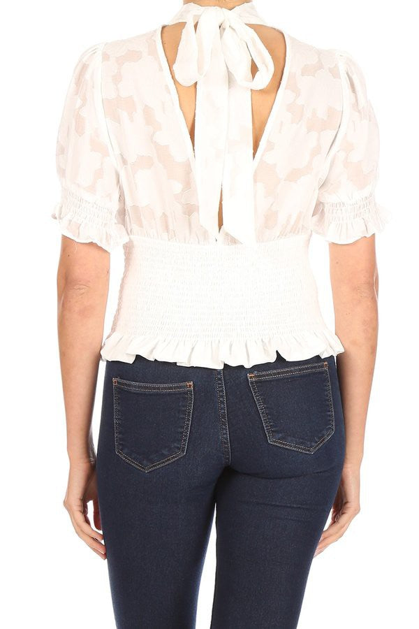 Floral short sleeve top with keyhole slit - Vella Moda