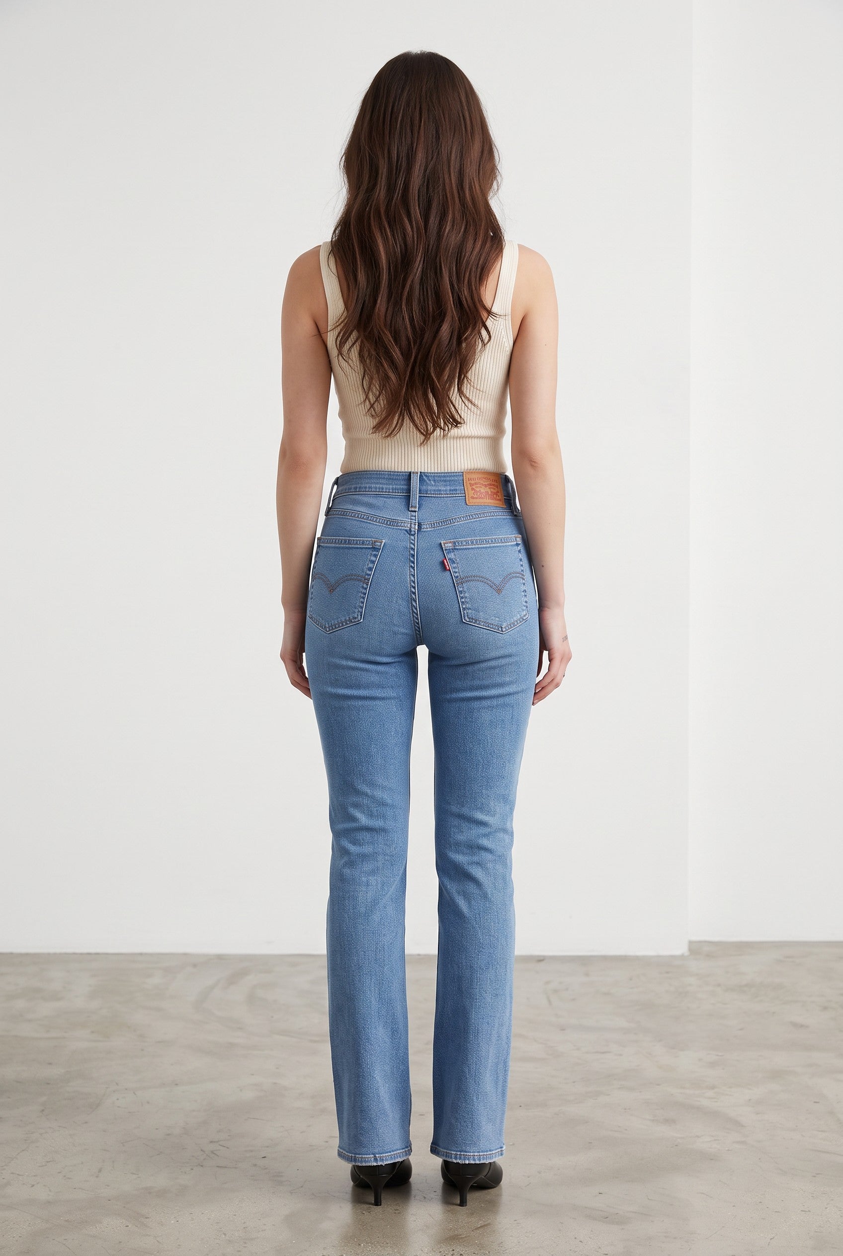 Levi’s 725 High-Rise Bootcut Jeans in Total Freedom medium wash – virtual model back view