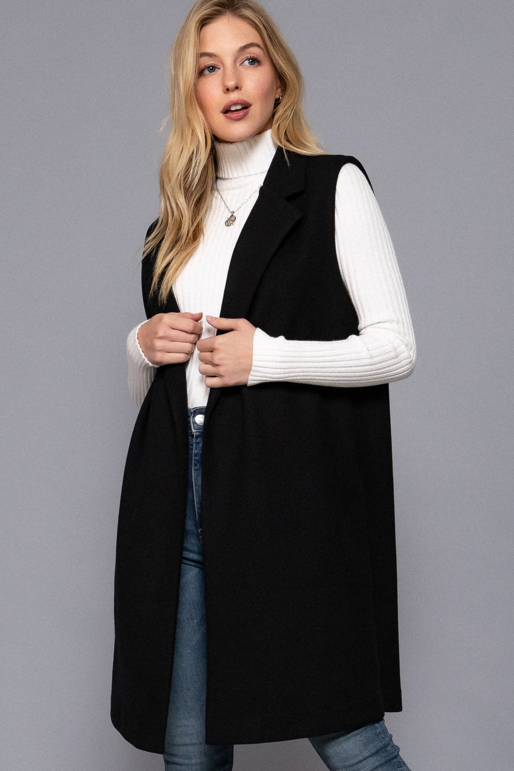 Notched-Collar Longline Felt Vest – Black & Dark Beige – Black – View 2