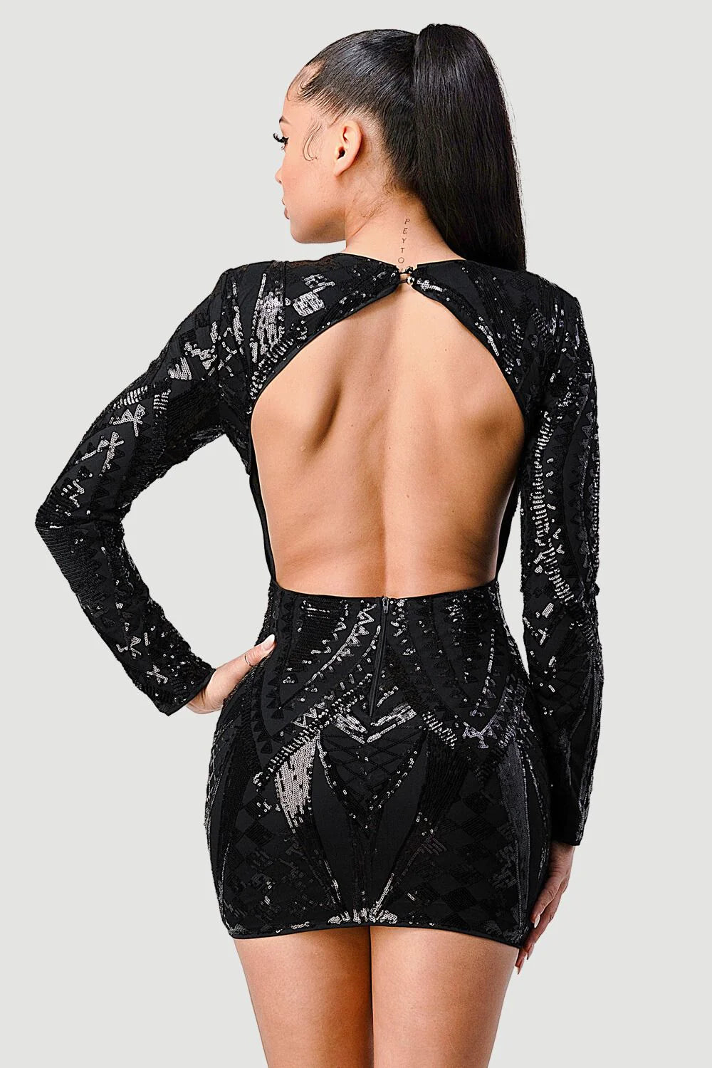 LUXE SEQUINS OPEN BACK LONG SLEEVES BODYCON MINI DRESS - Vella Moda