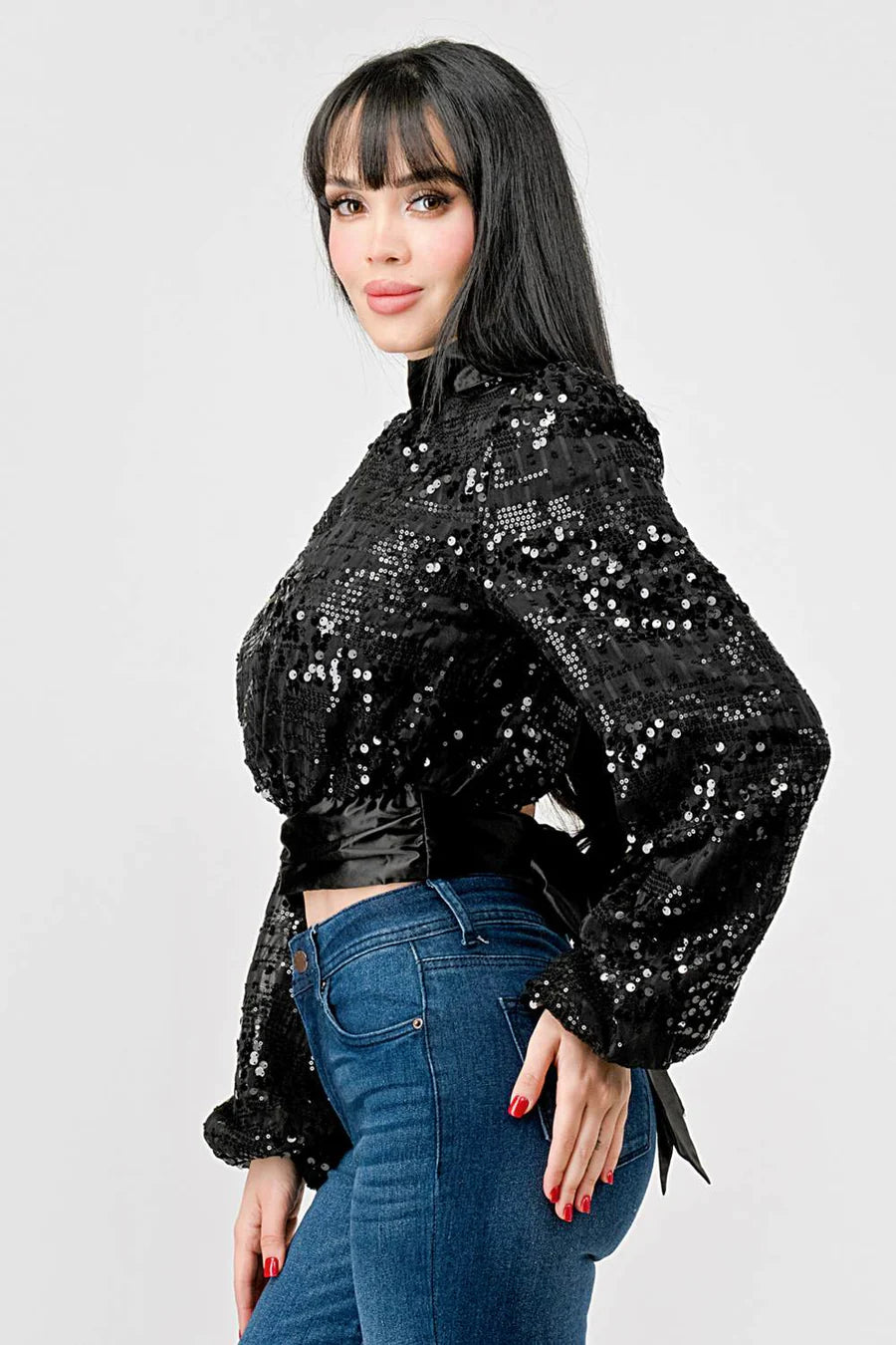 LUXE SEQUINS TEXTURE SATIN OPEN BACK TIE CROPPED TOP - Vella Moda