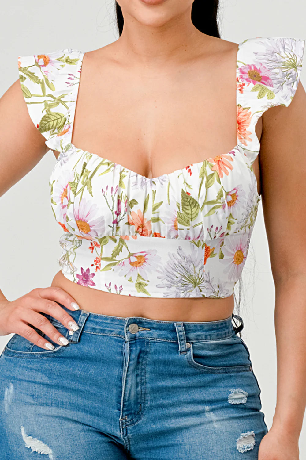 FLORAL SWEETHEART RUCHED FLUTTER SLEEVES CROPPED TOP - Vella Moda