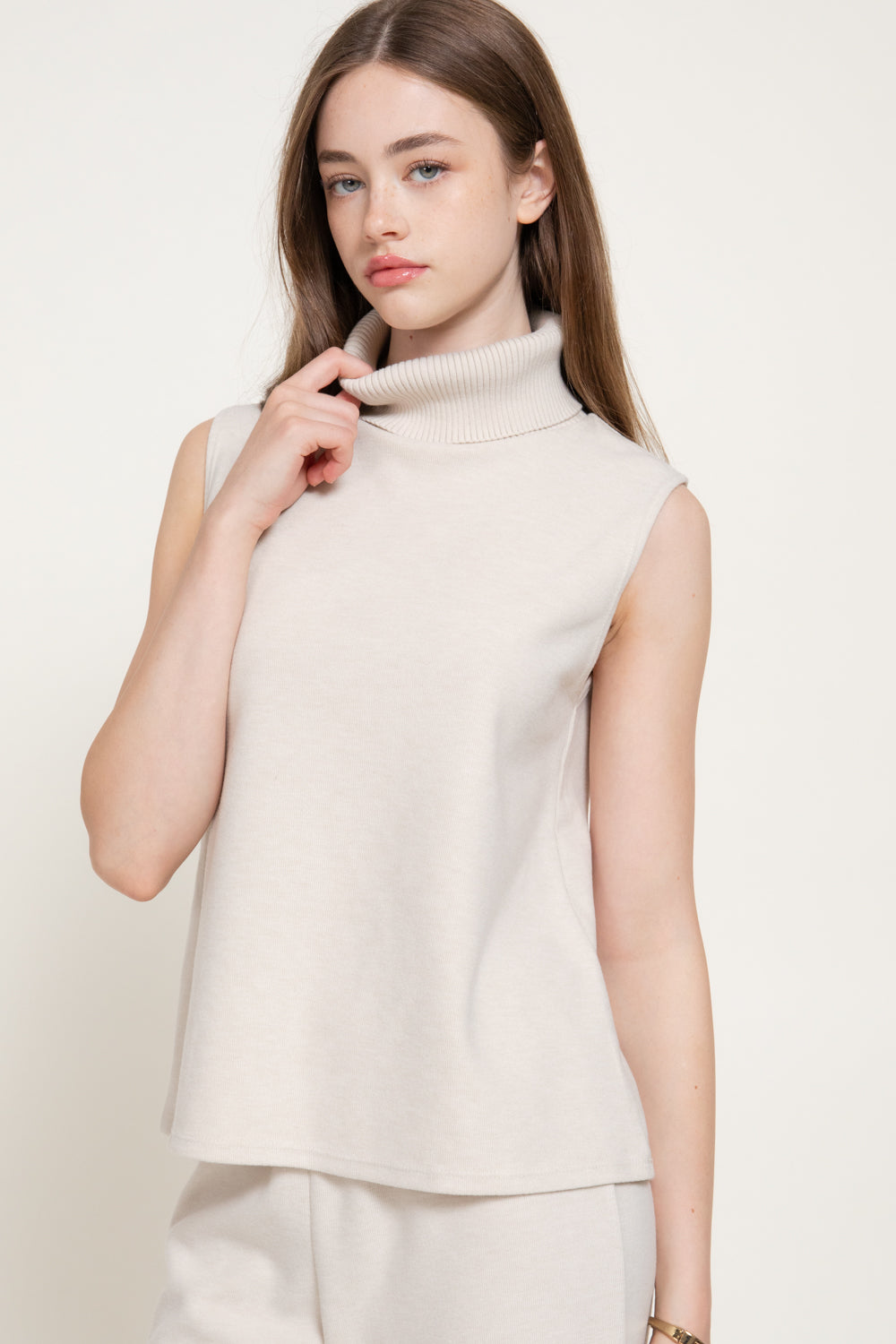Soft Ribbed Sleeveless Turtleneck Top – Black, Mocha & Light Beige - Light Beige