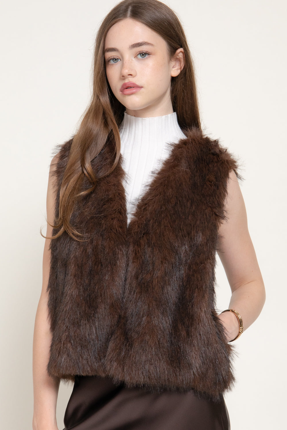 Two-Tone Faux-Fur Vest – Brown - Brown