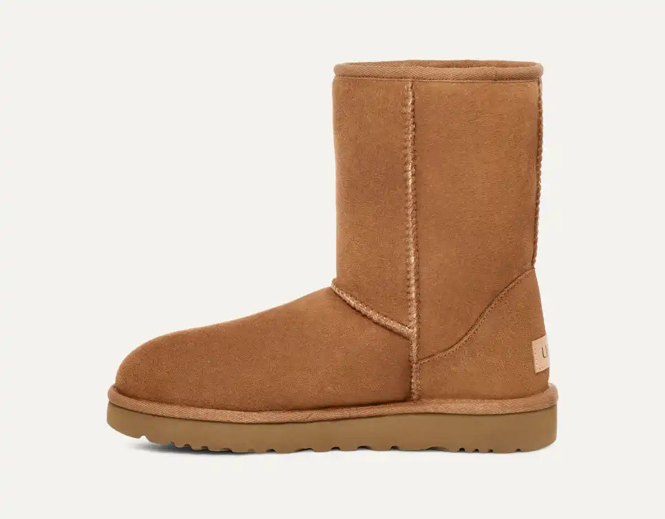 UGG Women's Classic Short II - Chestnut