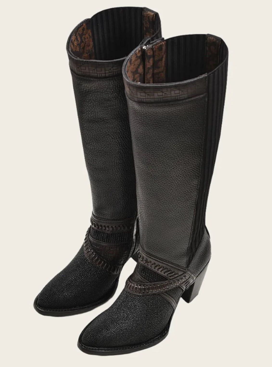 LD Black Stingray Laser & Woven & Zipper Round Toe - Vella Moda