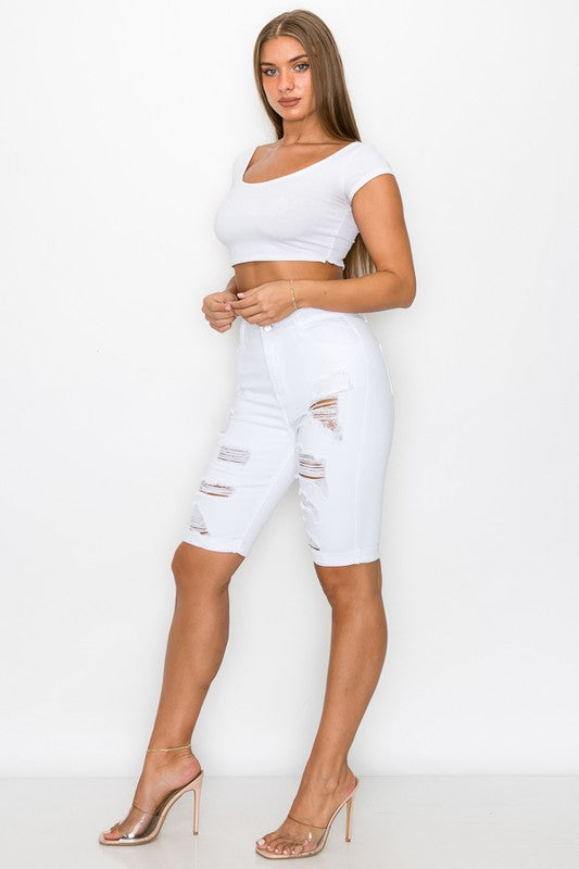 DESTRUCTED ROLL CUFF BERMUDA - WHITE - Vella Moda