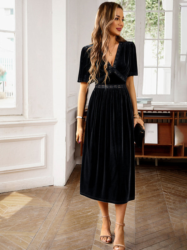 New elegant V-neck short-sleeved velvet dress - Vella Moda