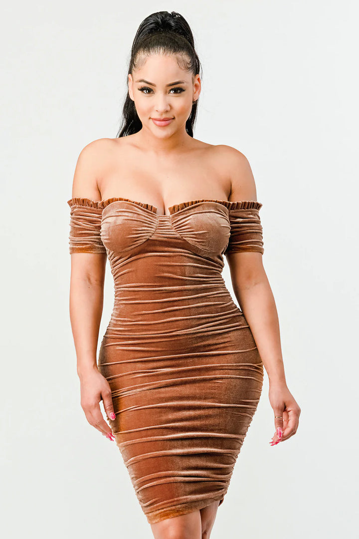 LUXE VELVET OFF SHOULDER BODYCON DRESS - Vella Moda